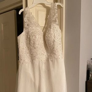 Jaeden wedding gown
